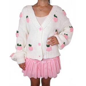NEW MAIN STRIP pretty blossom charm knit cardigan in white